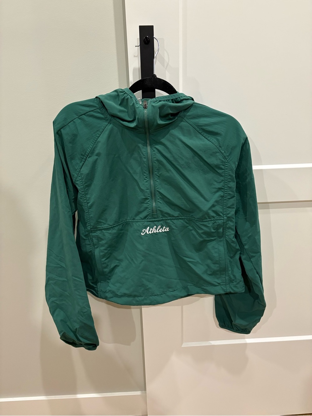 Athleta Green Hooded Golf Windbreaker Jacket